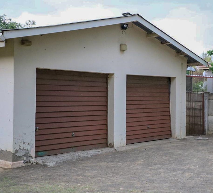 4 Bedroom Property for Sale in Heilbron Free State